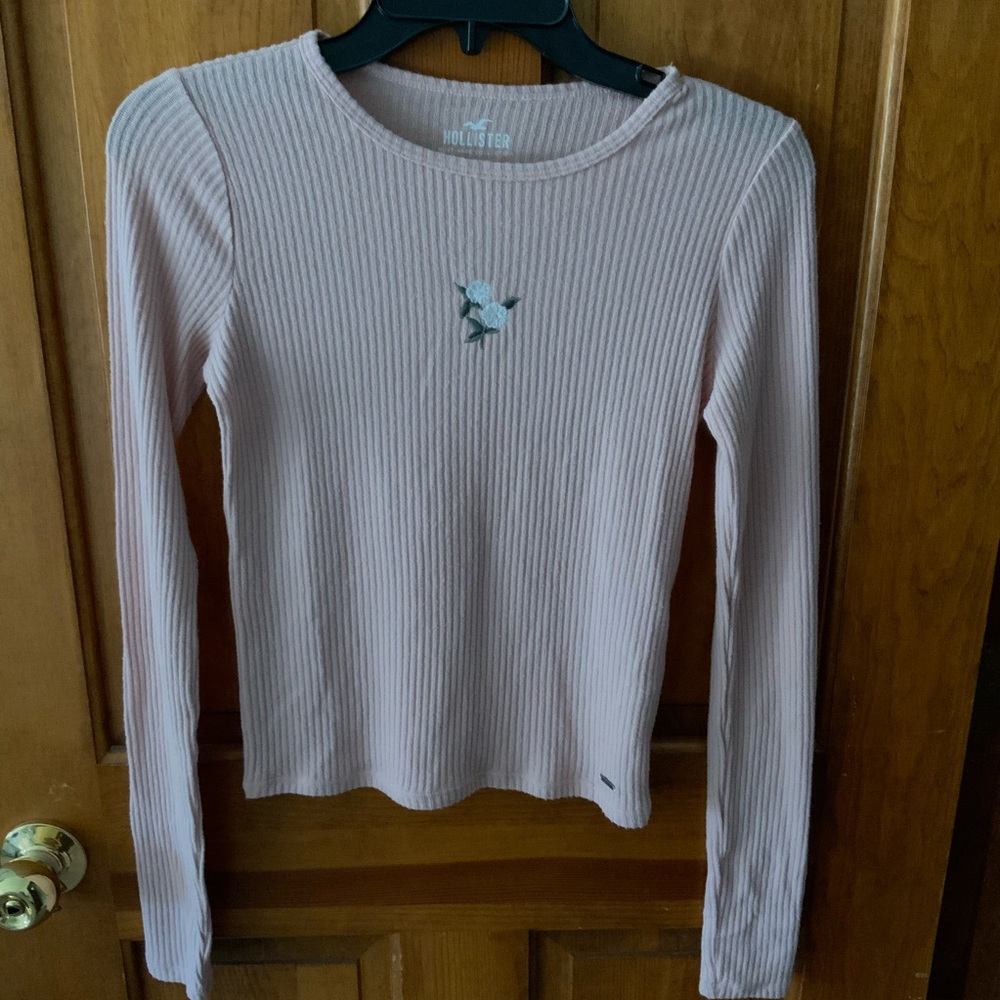 Hollister long sleeve top with embroidered flower